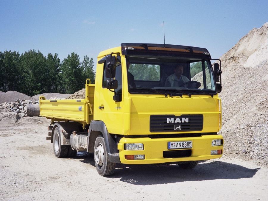  MAN LE2000 8.180 Tipper 2000 года  (фото 6 из 7)